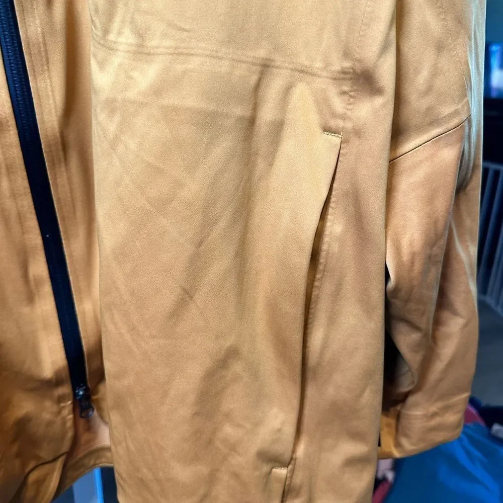 NWOT NIKE Men’s AeroShield Full Zip Golf Jacket - Gold Yellow - Size XL